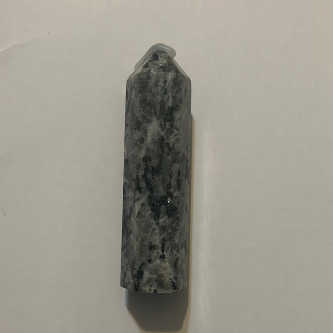 LARKOVITE TOWER- intuition, protection, spiritual awakening