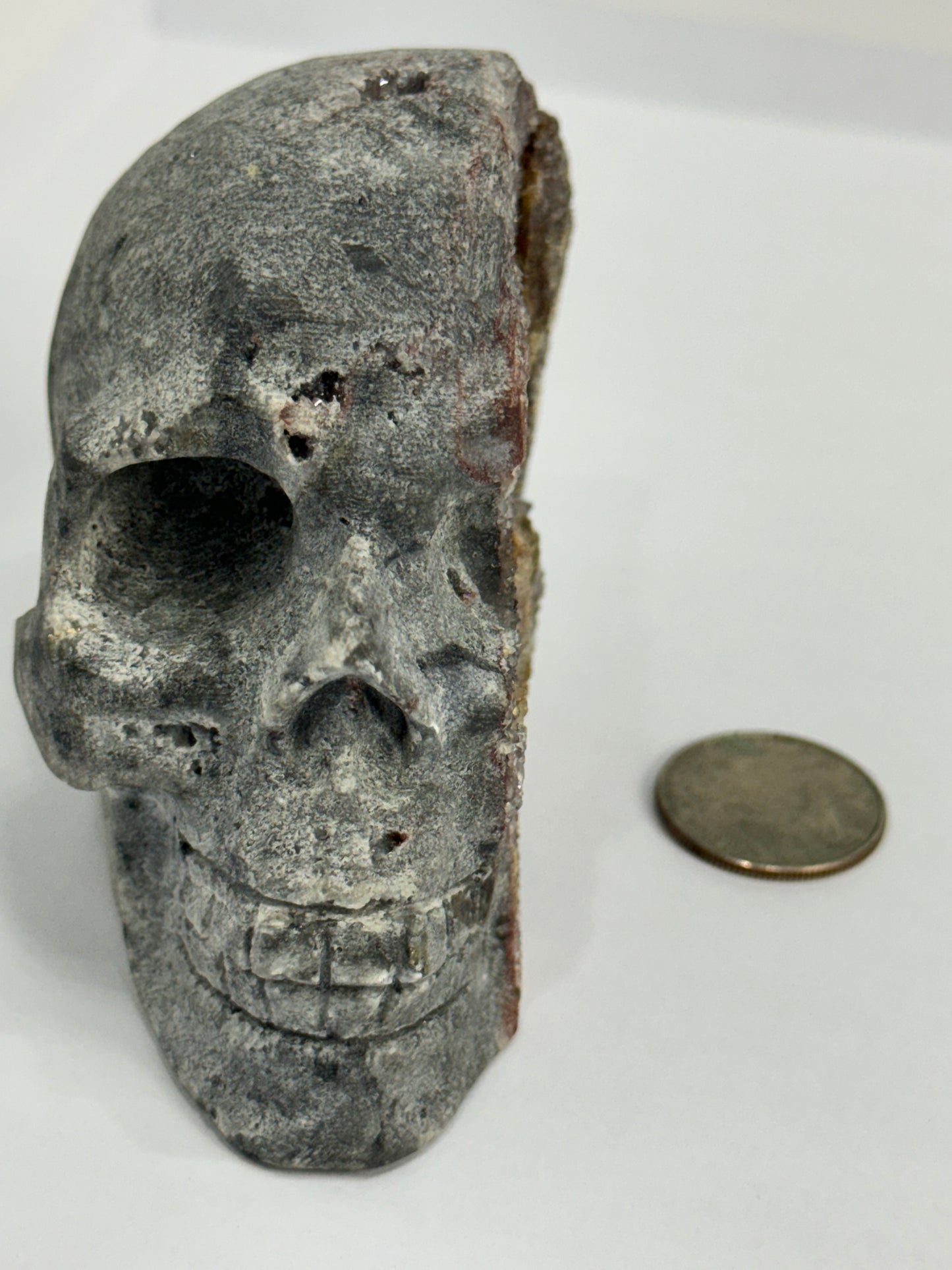 HEMATOID QUARTZ SKULL- grounding focus, transformation