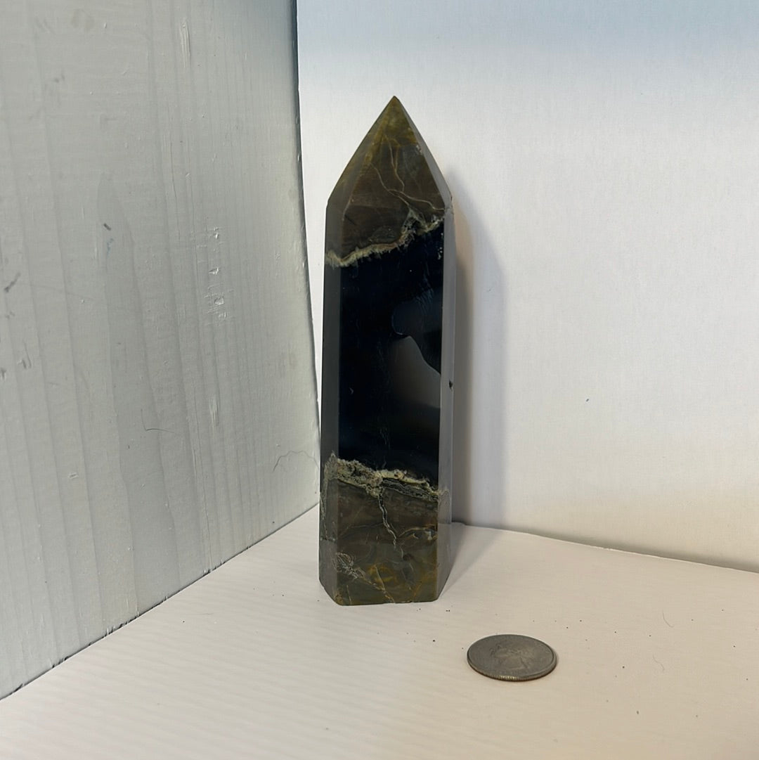VOLCANO AGATE TOWER-strength, transformation, grounding