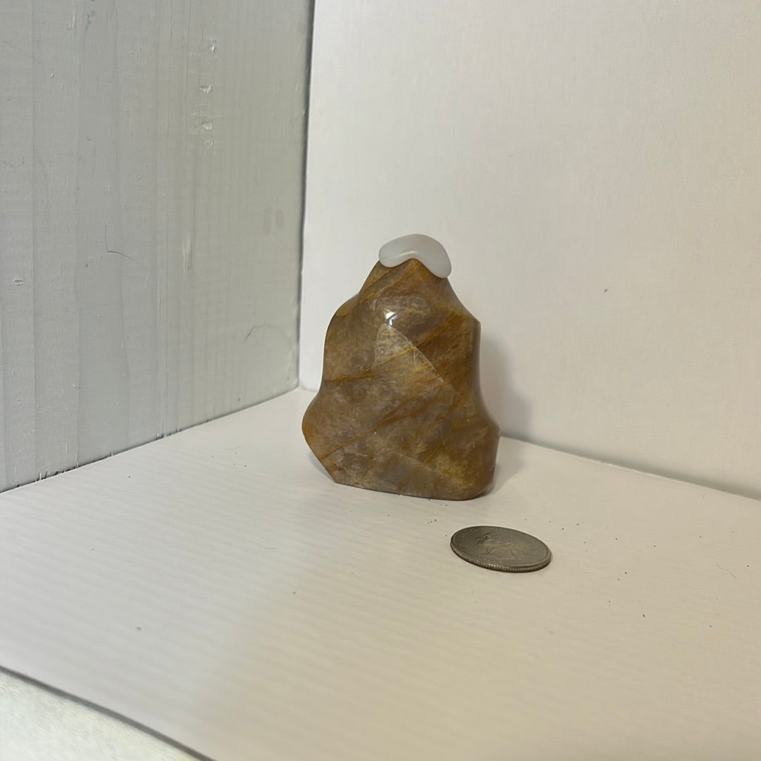 PEACH MOONSTONE FLAME- intuition, love, hope