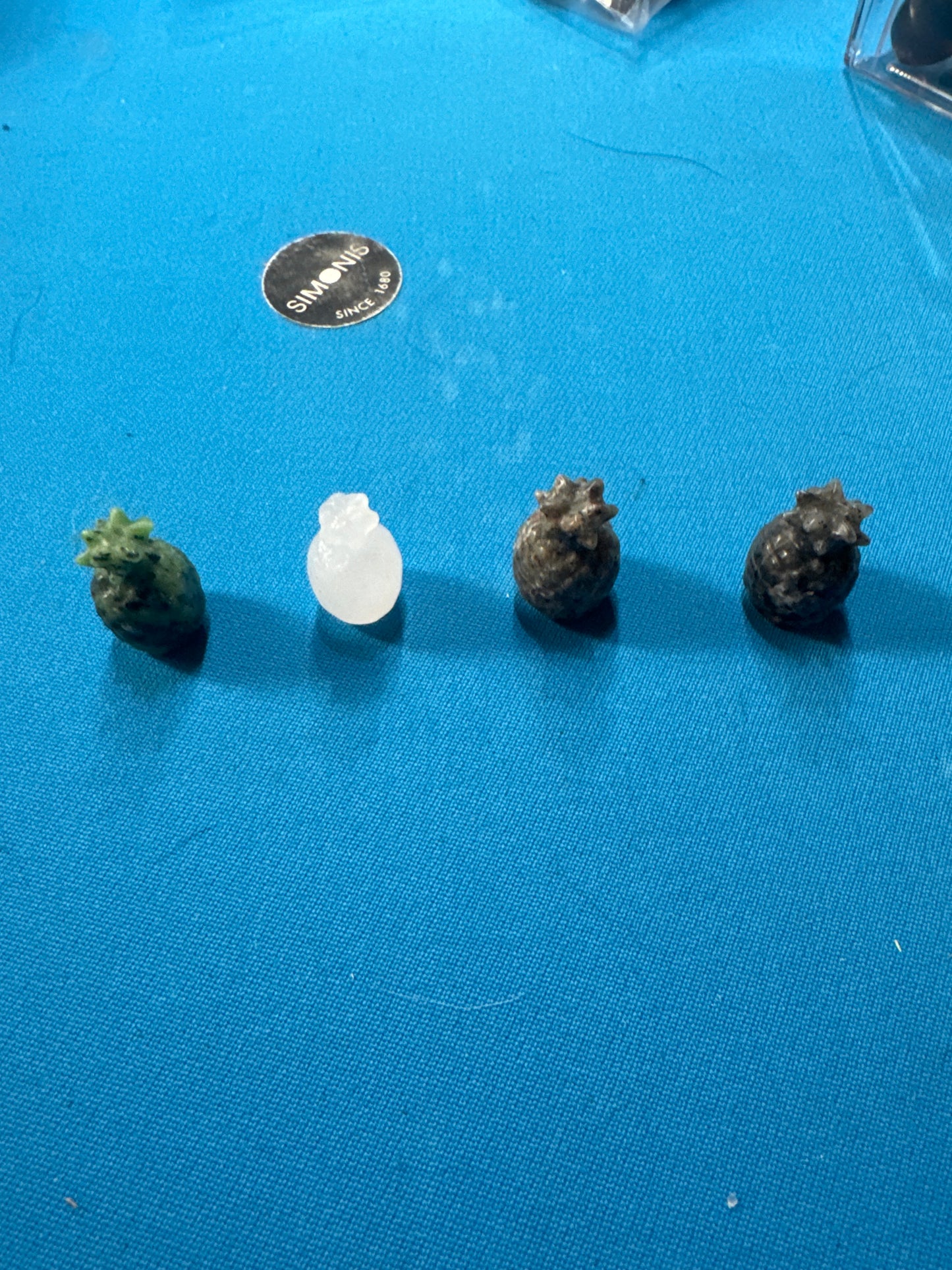 MINI PINEAPPLE