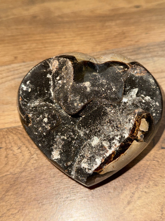 SEPTARIAN DRUZY HEART- grounding, protection