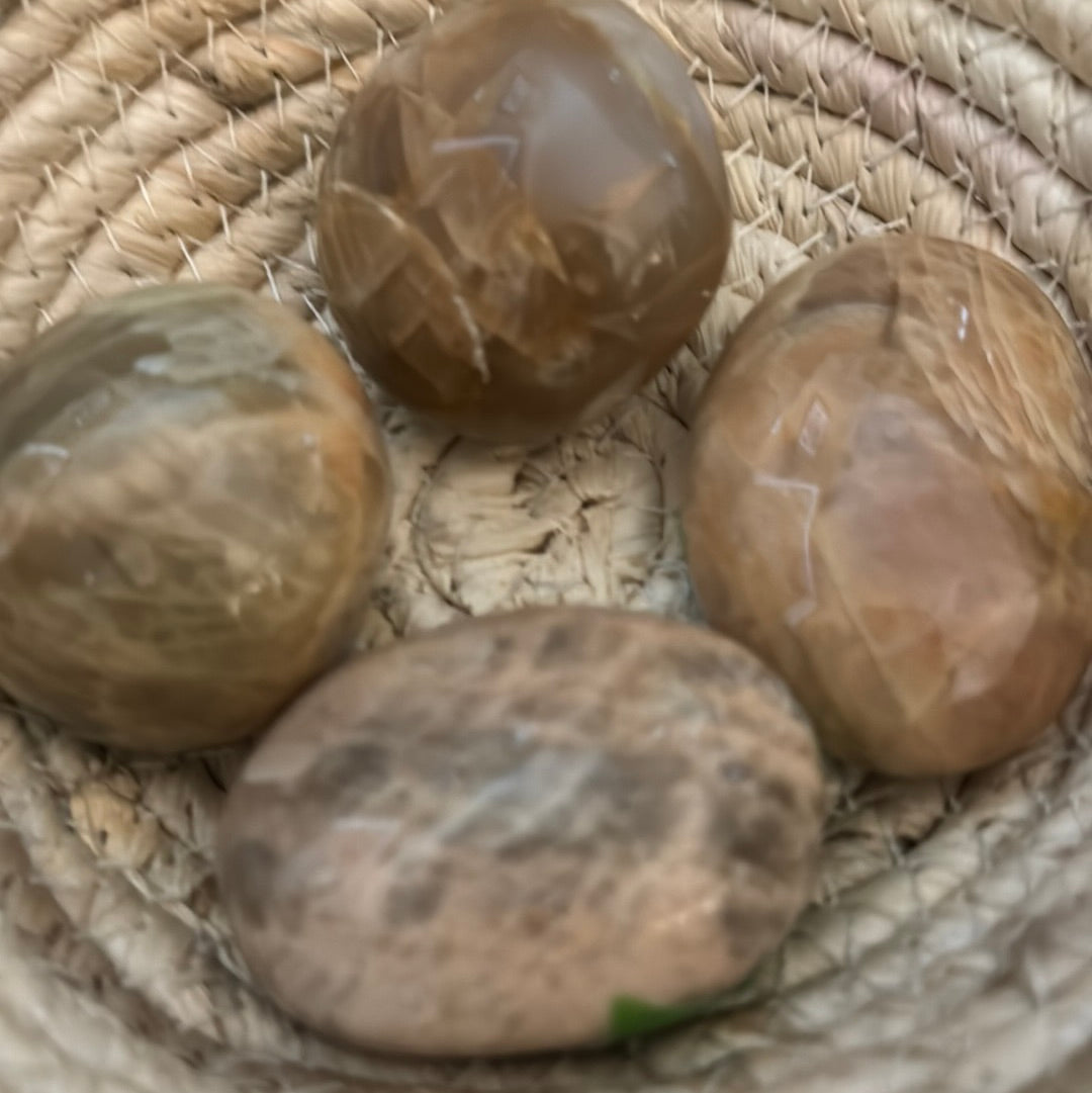 PEACH MOONSTONE PALM STONE-intuition, love, hope
