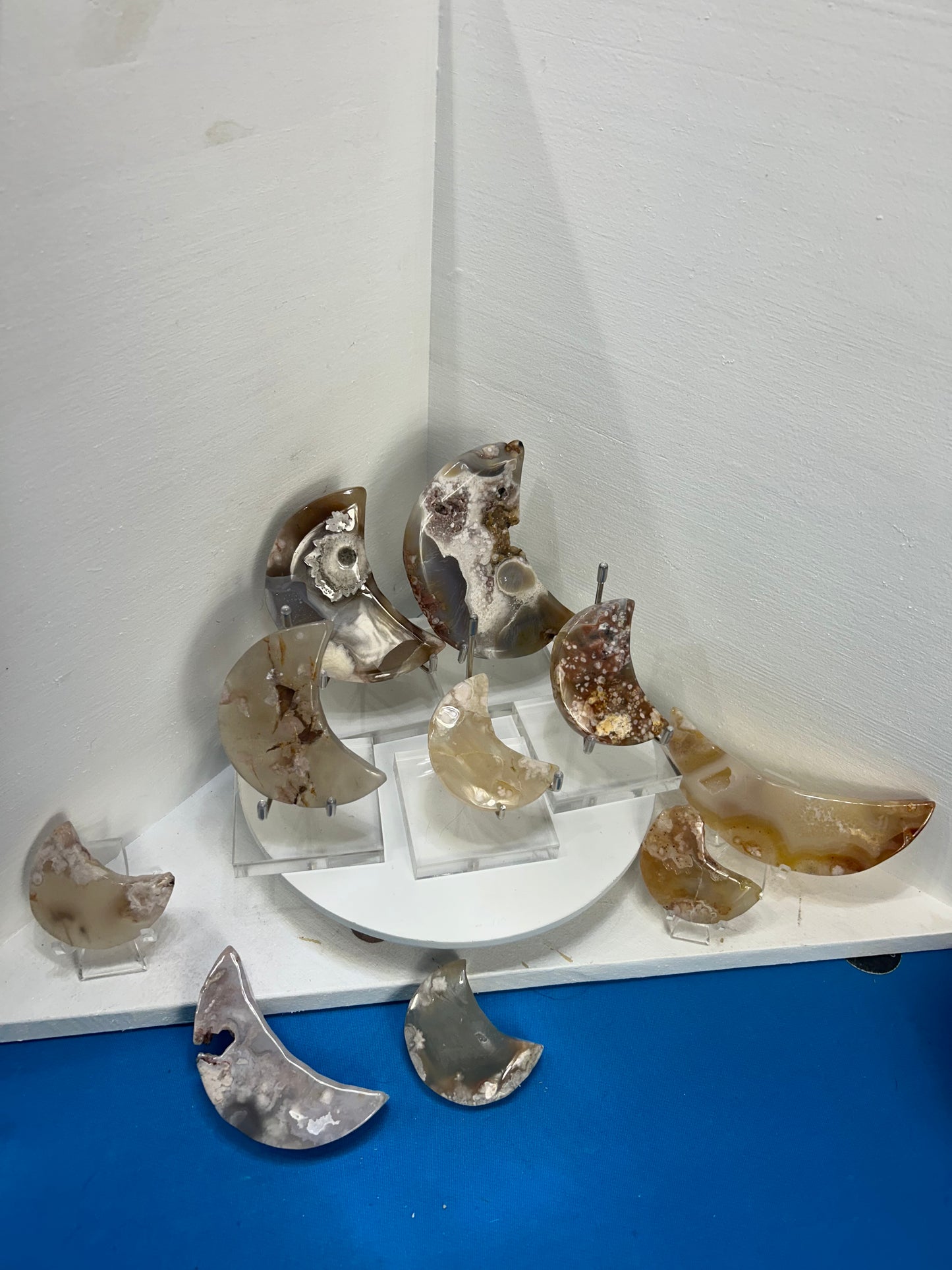 FLOWER AGATE MOON-growth, manifestation, personal transformation