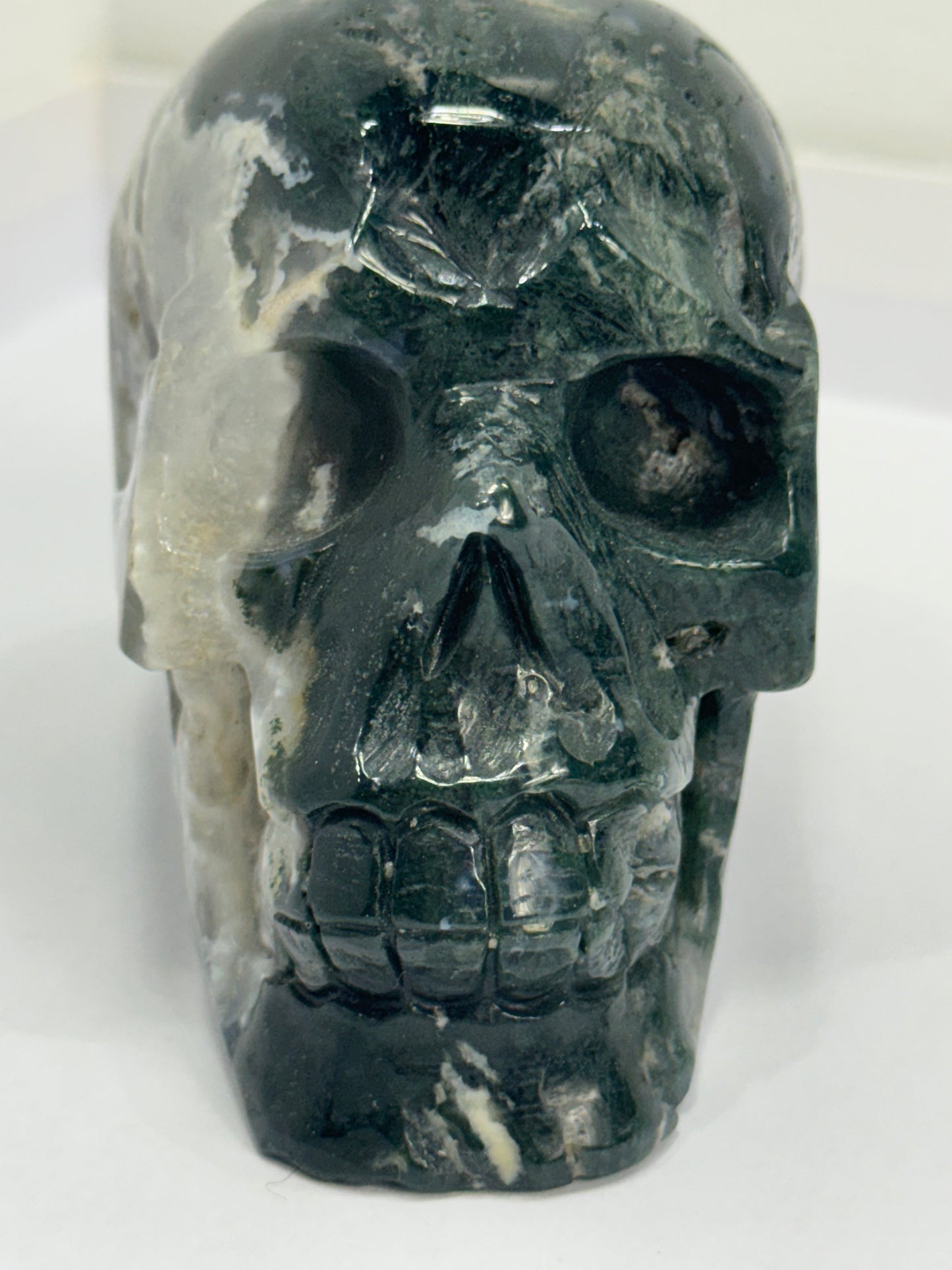 MOSS AGATE SKULL- abundance, growth, emotional healing