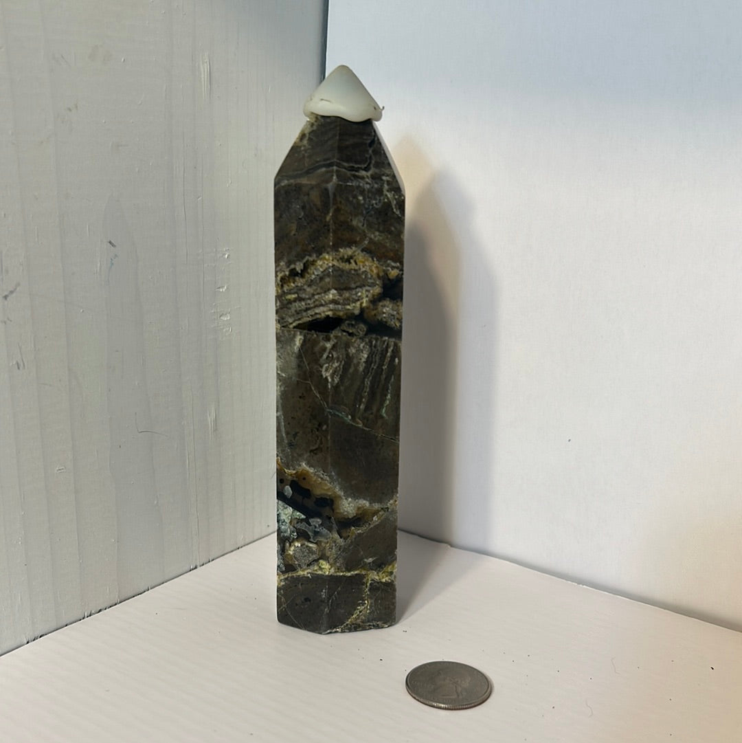 VOLCANO AGATE TOWER-strength, transformation, grounding
