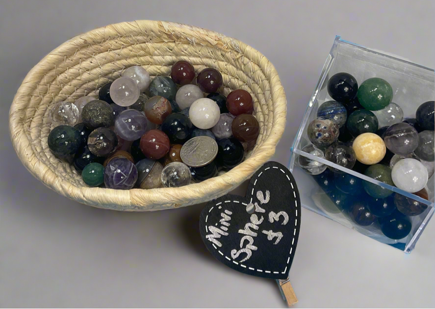 Mini spheres (different materials) $3