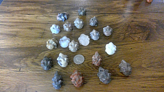 MINI AXOLOTYL CARVINGS