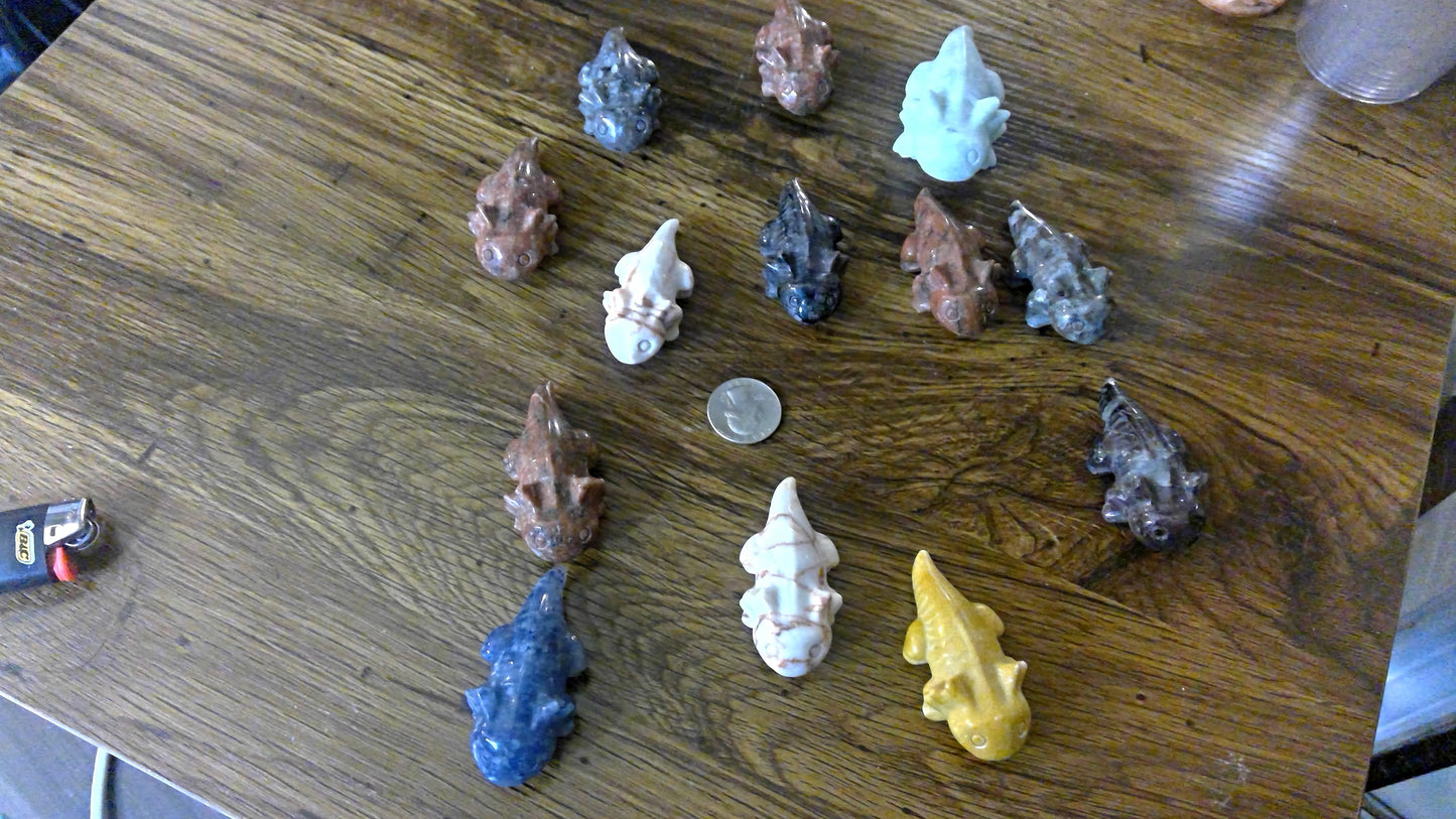 SMALL AXOLOTYL CARVINGS